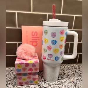 VALENTINES DAY BUNDLE GIFT